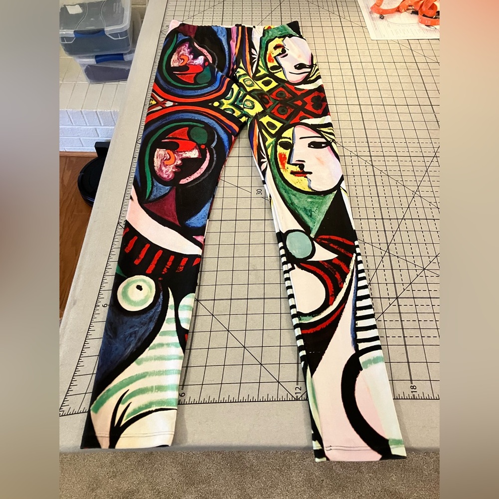 Popragious Picasso Leggings Large